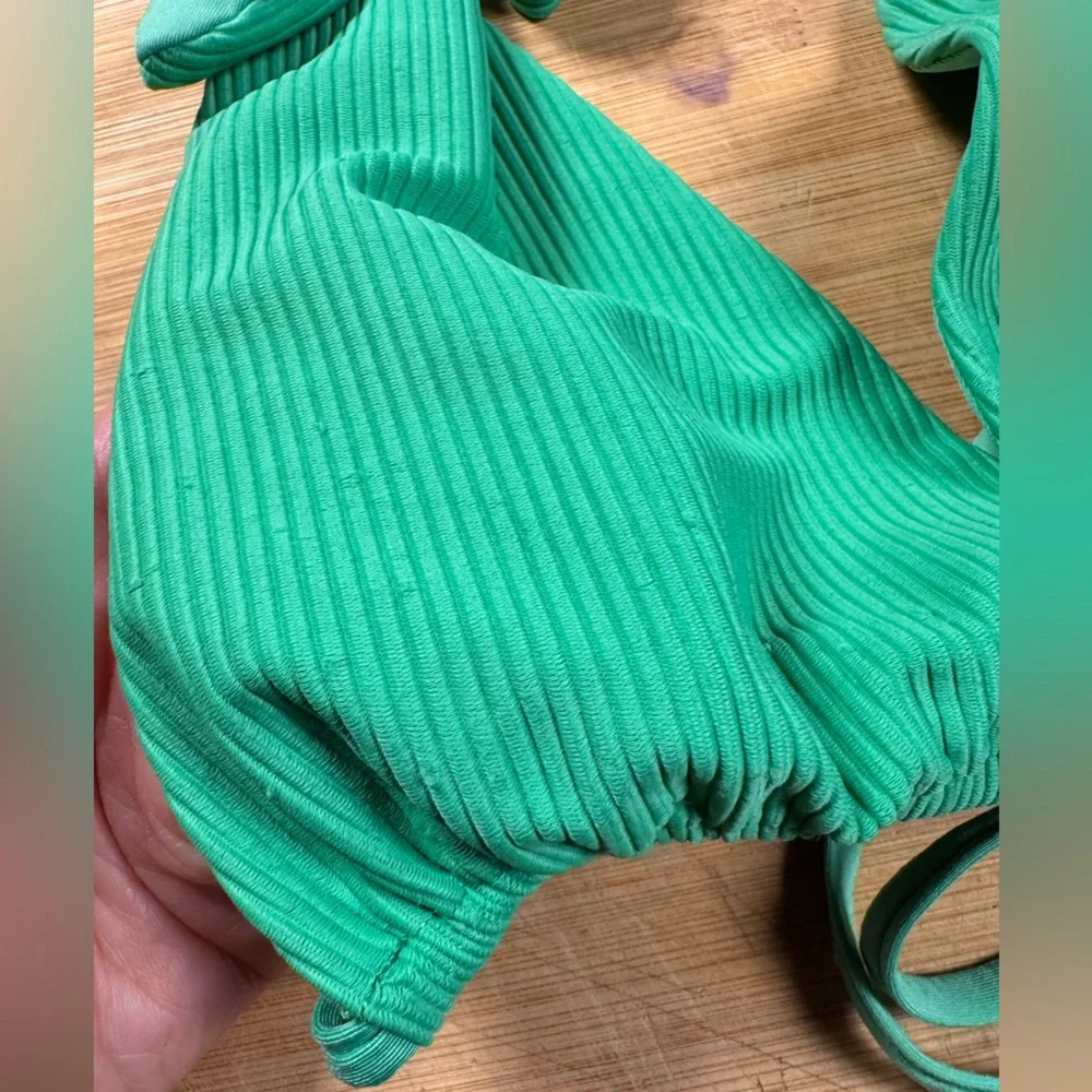 FRANKIE's BIKINIS Triangle Top Green Ribbed Size Large